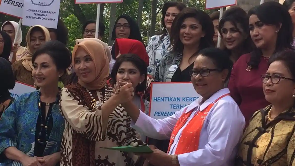 Segera Lakukan Sosialisasi Gerakan Lindungi Perempuan dan Anak Hingga ke Daerah