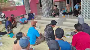 Sejumlah-nelayan-saat-mengikuti-sosialisasi-dan-validasi-dataA.jpg
