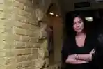 Aline Adita DOG ARE NOT FOOD