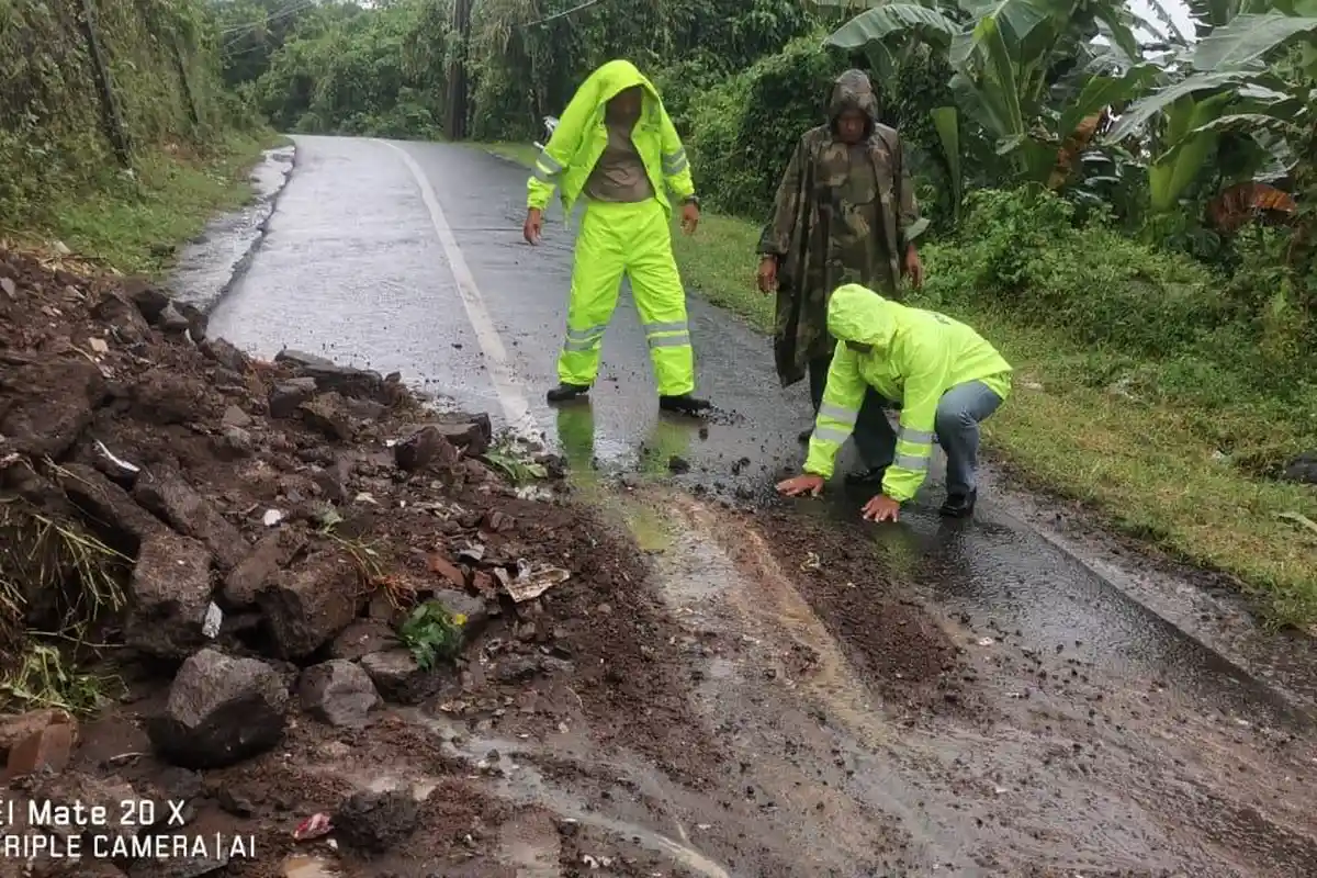 Tembok Senderan SMPN 2 Dawan Klungkung Kembali Ambruk Diterjang Hujan Deras