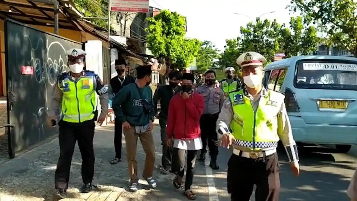 Empat Remaja Ciputat Terjaring akan Ikut Reuni 212 Saat Mau Naik Truk