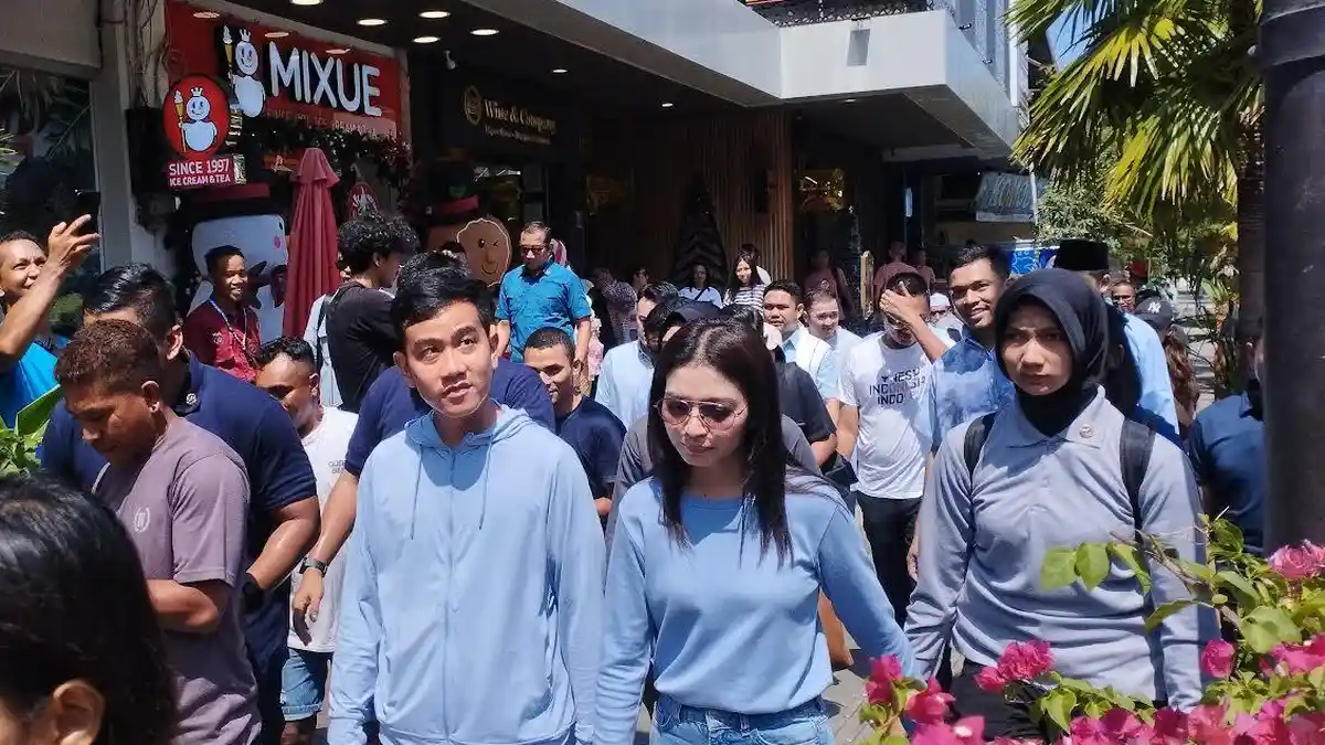 Gibran Susuri Kota Labuan Bajo Satu Kilometer Cari Kopi Manggarai