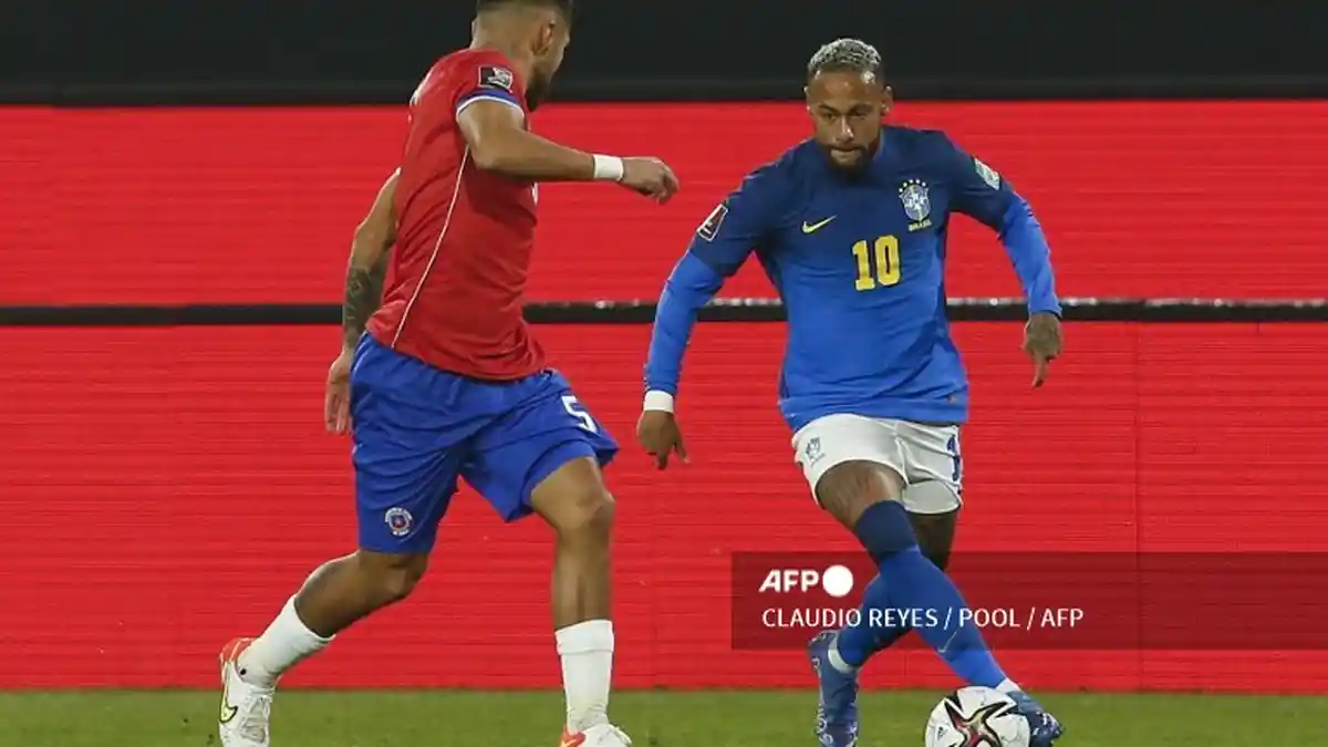 Dihujani Kritik Kelebihan Berat Badan, Neymar : Saya Akan Minta Baju Ukuran M