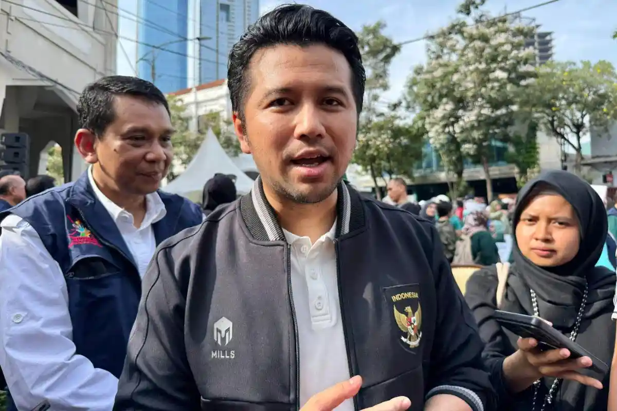 Wagub Emil Dardak Respons Tuduhan Bali Soal Sampah Kiriman dari Jawa Timur