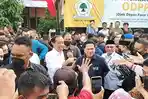 Presiden-Joko-Widodo-disambut-ribuan-warga-Depok-di-Pasar-PAL-Tugu-Cimanggis.jpg