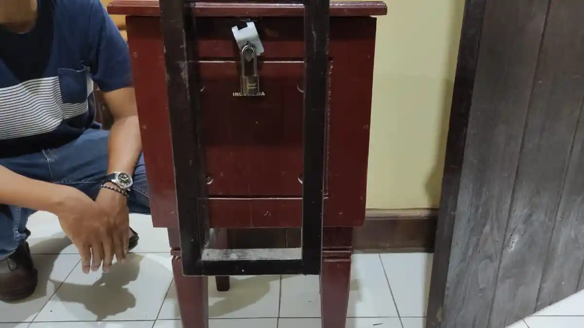 Curi Kotak Amal Masjid di Sragen, Pria Ini Nyaris Diamuk Massa