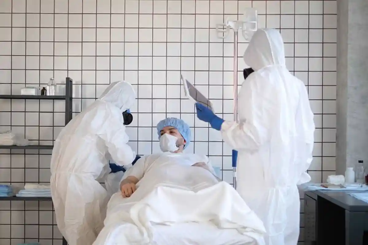 BREAKING NEWS: Kasus Baru Corona Tembus 57.049 Pasien, 134 Orang Meninggal Per 15 Februari 2022