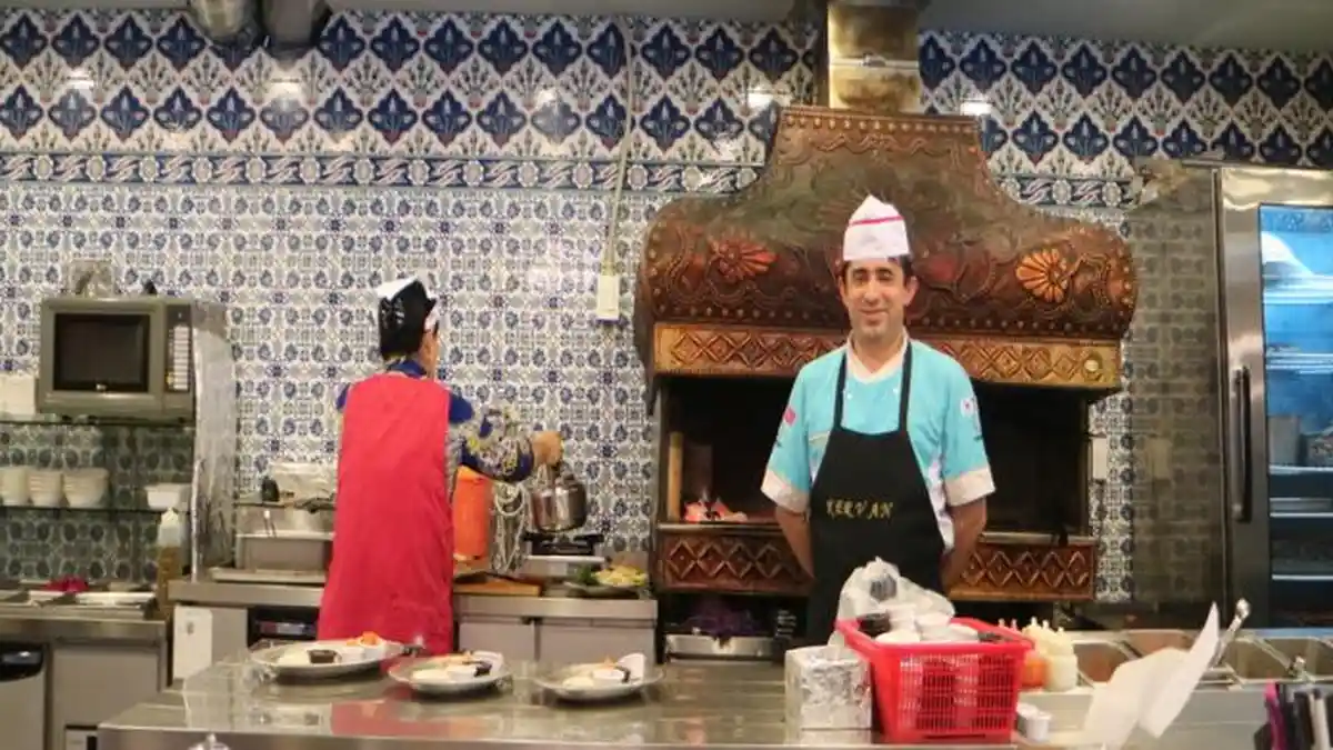 Makanan Halal Korea - Siapa Bilang Cari Makanan Aman Buat Muslim Susah? Ini Tipsnya