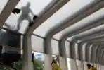 Pemprov DKI Jakarta Bersihkan JPO Senayan