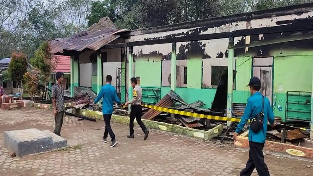 Kebakaran SDN 2 Purwosari Lais MUBA, Waktu Belajar Siswa Dibagi Dua