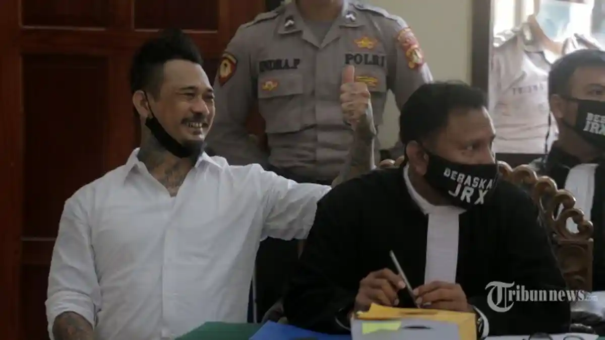 Kata Dua Saksi Ahli Bahasa di Sidang Jerinx, Beda Makna Kata Kacung WHO