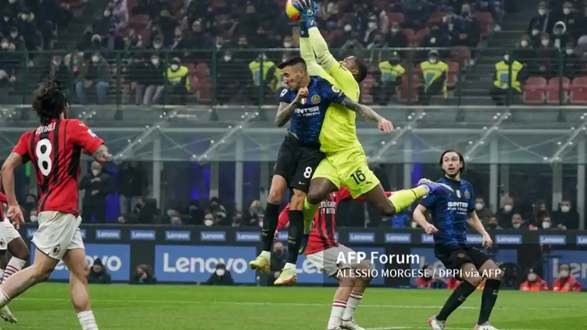 AC Milan Terbuka Jual Mike Maignan, Target Transfer Juventus dan Inter Opsinya, Pioli Dijalur Benar