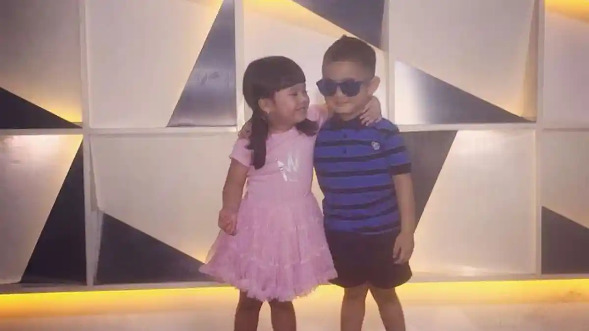 Rafathar Salah Tingkah Bertemu Gempita Usai Liburan ke Jepang, Intip Kebersamaan Mereka