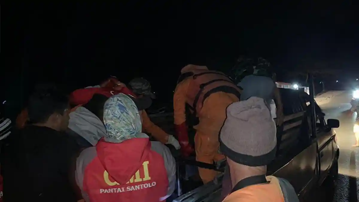 2 Hari Hilang Akibat Digulung Ombak, Nelayan Pantai Santolo Ditemukan Meninggal Dunia