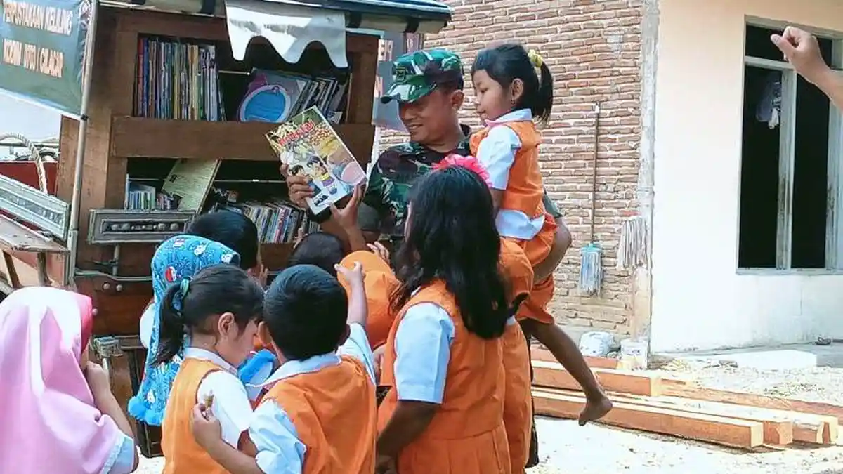 Andong Perpustakaan Jadi Ikon, Program Literasi Nonfisik TMMD Cilacap Terus Berlanjut