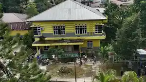 oknum-diKantor-Disdikpora-Kabupaten-Fakfak-Papua-Barat-diduga-menggelapkan-beasiswa-ADiK.jpg