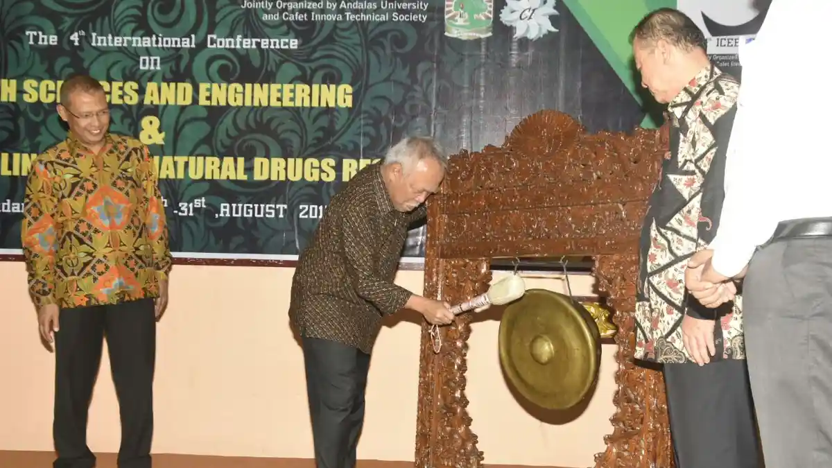 Pembangunan Tol Padang-Bukittinggi-Pekanbaru Ditargetkan Mulai Tahun 2018
