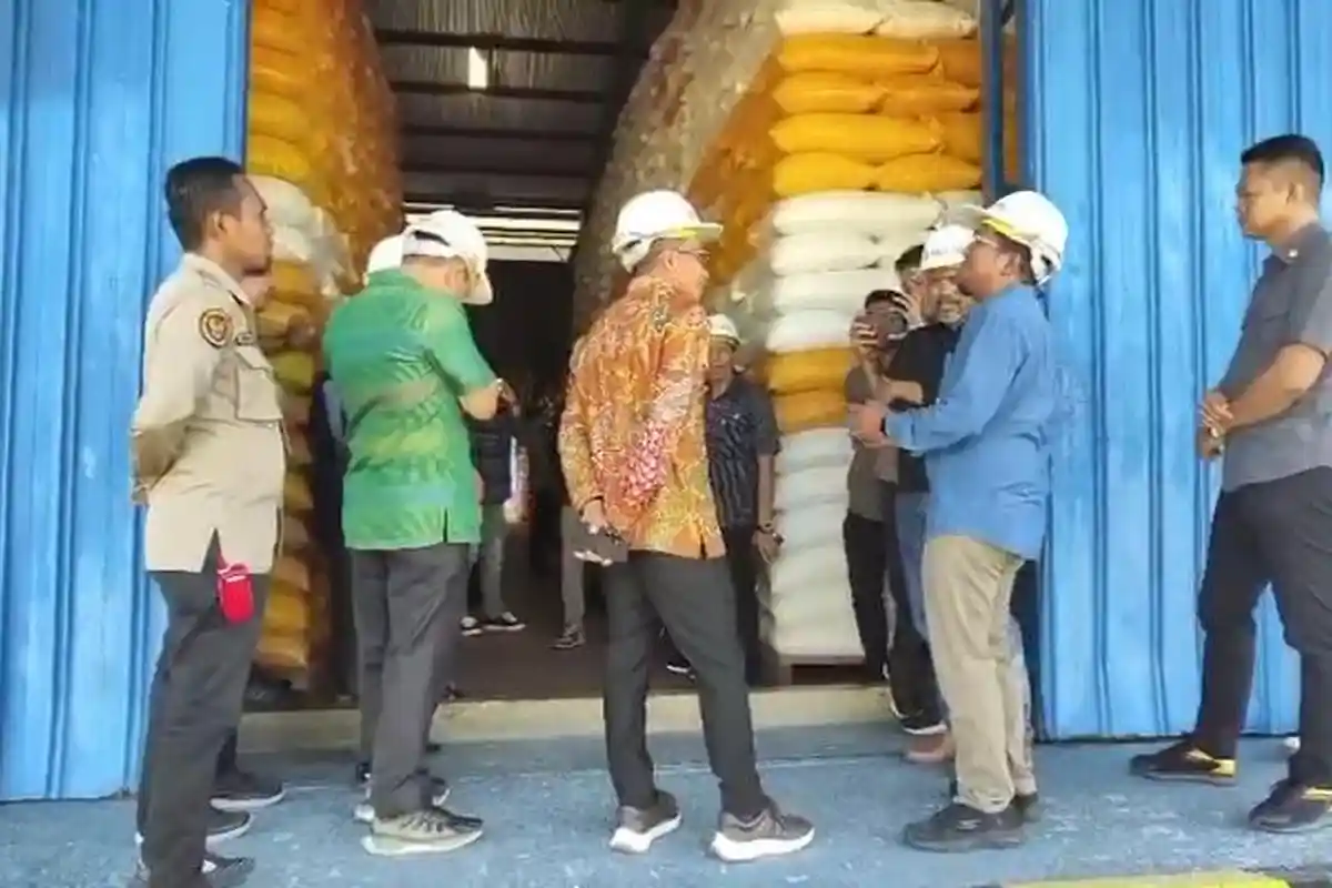 19 Ribu Ton Beras SPHP Numpuk di Gudang, Bulog Polman Tak Mau Salurkan Sebelum Ada Arahan BAPANAS