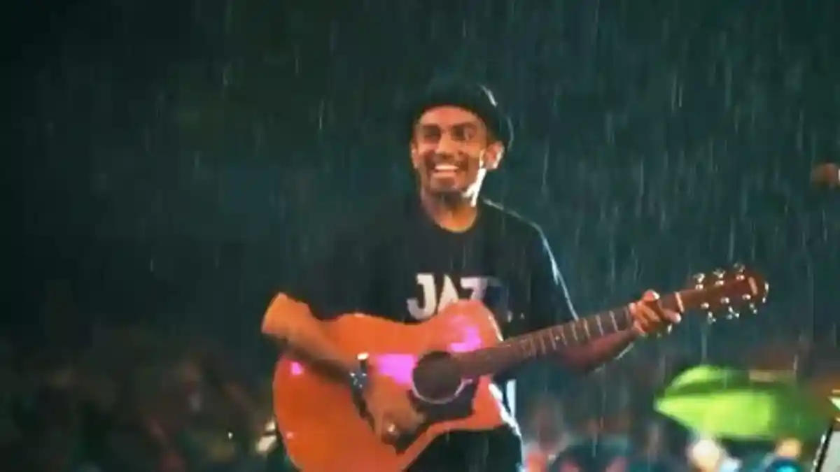 Ada di Perjalanan Karir Glenn Fredly, Luna Maya Bangga