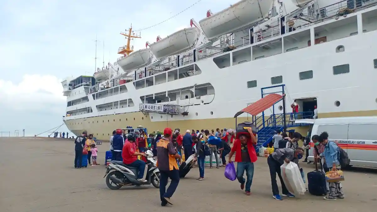 JADWAL Kapal Pelni KM Umsini Terupdate, Berlayar ke Jakarta hingga Kupang