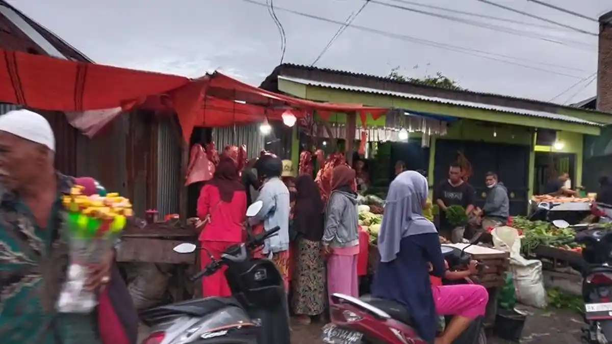 JELANG RAMADHAN Harga Daging Sapi Rp 140 Ribu di Pasar Deli Serdang, Daging Ayam Rp 38 Ribu