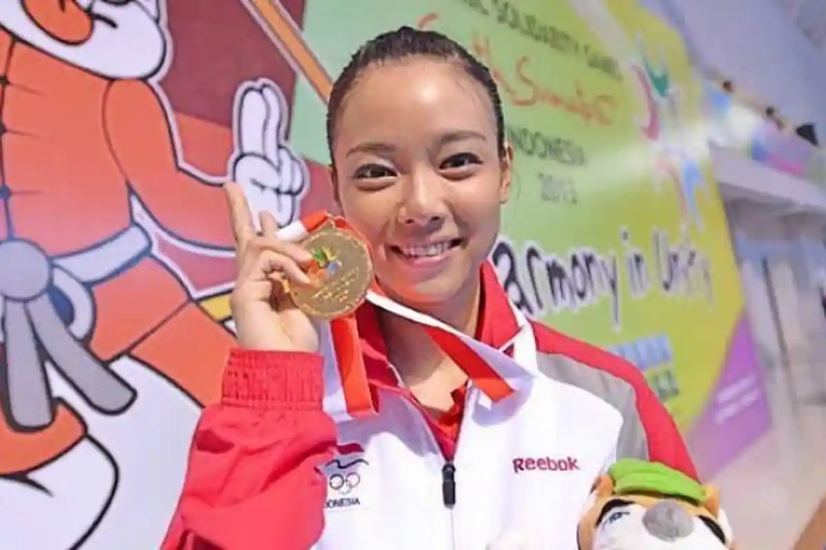 Posting di Facebook, Jokowi Sebut Lindswell Kwok Ratu Wushu ASEAN, Netizen Malah Beri Nasihat