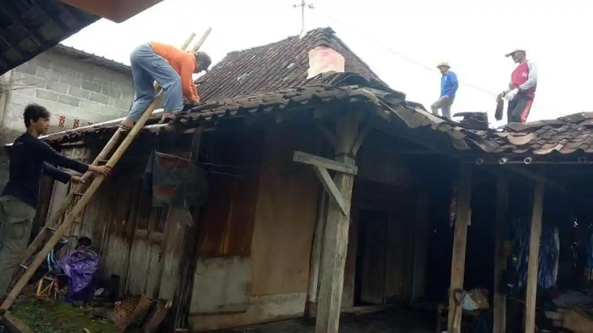 13 Rumah di Bener Meriah Rusak Dihantam Puting Beliung, Kerugian Ditaksir Rp 150 Juta