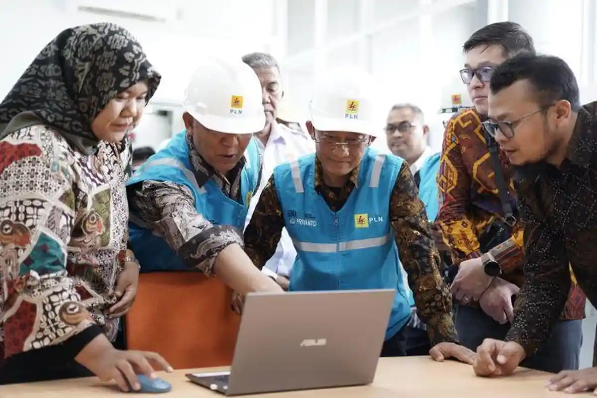 Optimis Capai Target Transisi Energi di Kalbar, PLN dan Untan Sepakat Manfaatkan PLTS 1,5 MWp