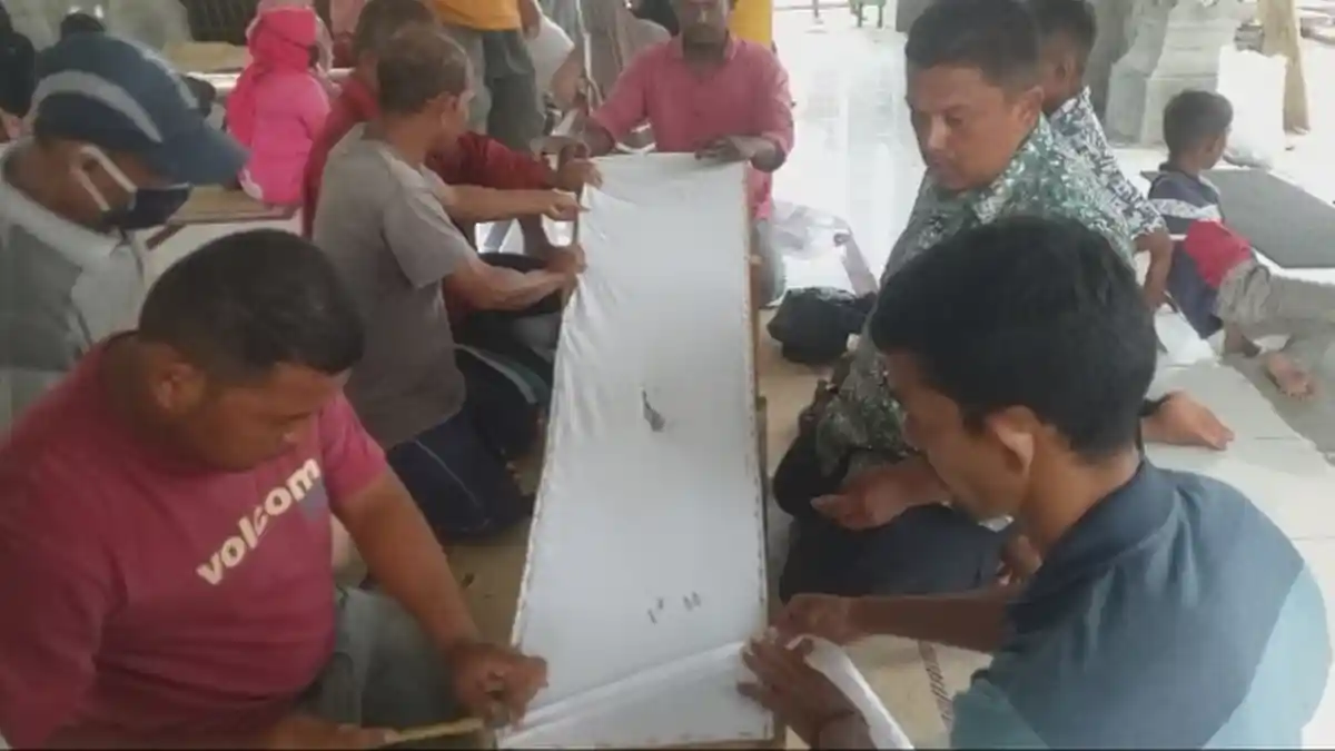 Warga Kuala Raja Kompak Laksanakan Fardhu Kifayah Korban Tenggelam