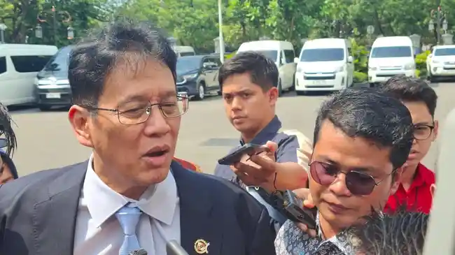 Prabowo Panggil Airlangga-Purbaya ke Istana, Diduga Bahas Pemangkasan Gaji Menteri