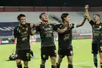 arema-fc-bungkap-pss-sleman-2-0-tanpa-balas_20220116_182934.jpg
