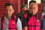 2-terdakwa-kasus-korupsi-pd-pasar-surya.jpg