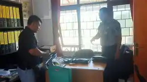 Pemeriksaan-senjata-api-di-Lapas-Kelas-III-Lembata.jpg