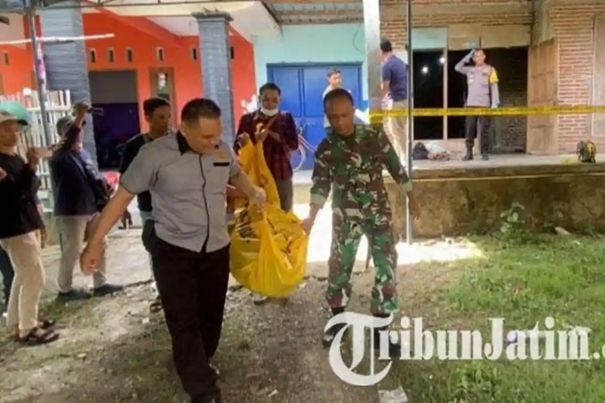 Kesaksian Warga Dengar Suara Berisik dari Rumah Ayah di Ponorogo yang Tewas Dibunuh Anak: Takut