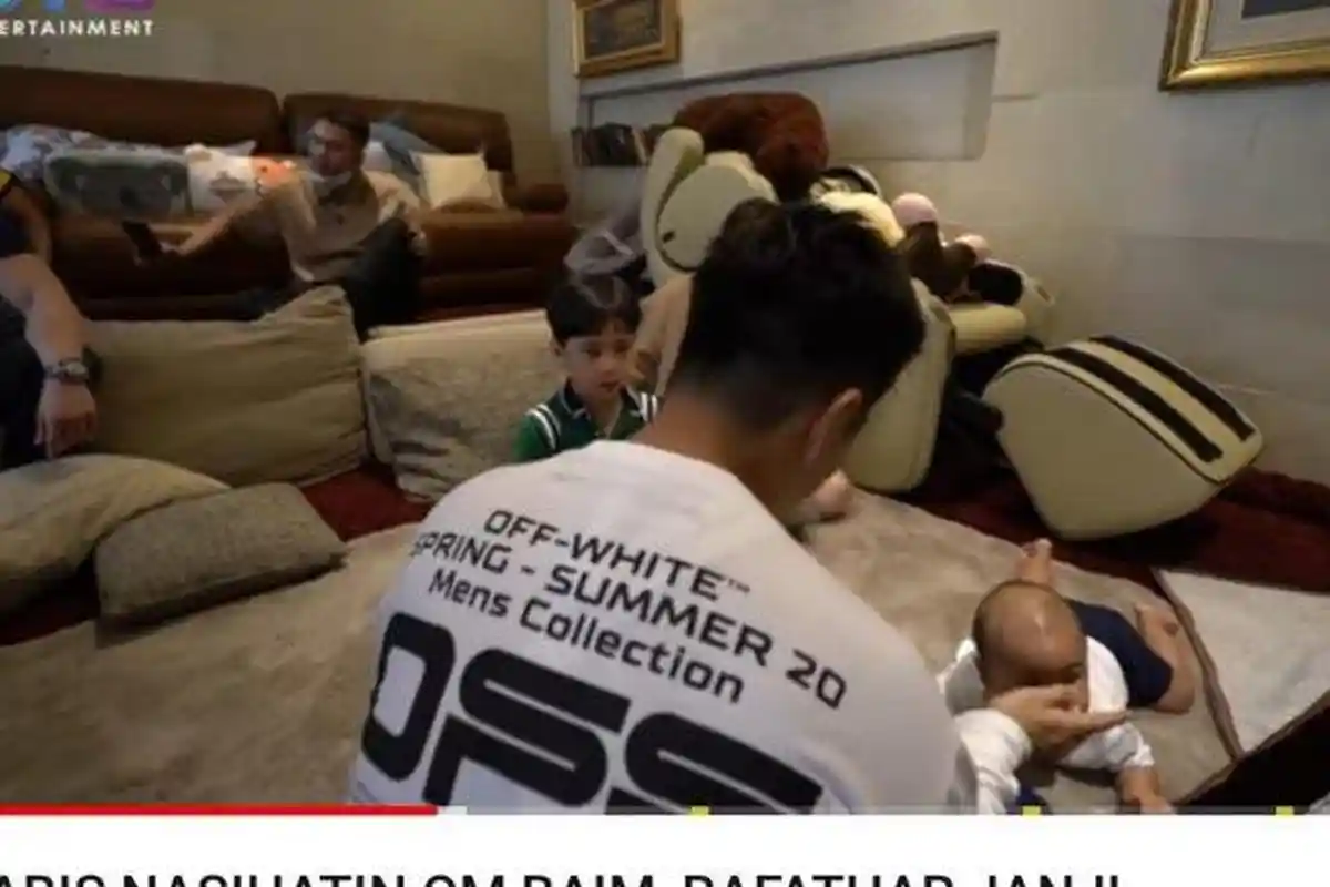 Artis Baim Wong Dinasihati Rafathar