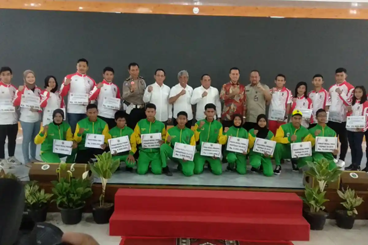 Edy Rahmayadi Guyur Bonus ke Atlet SEA Games 2019 Sumut, Ada Nama Egy Maulana Vikri