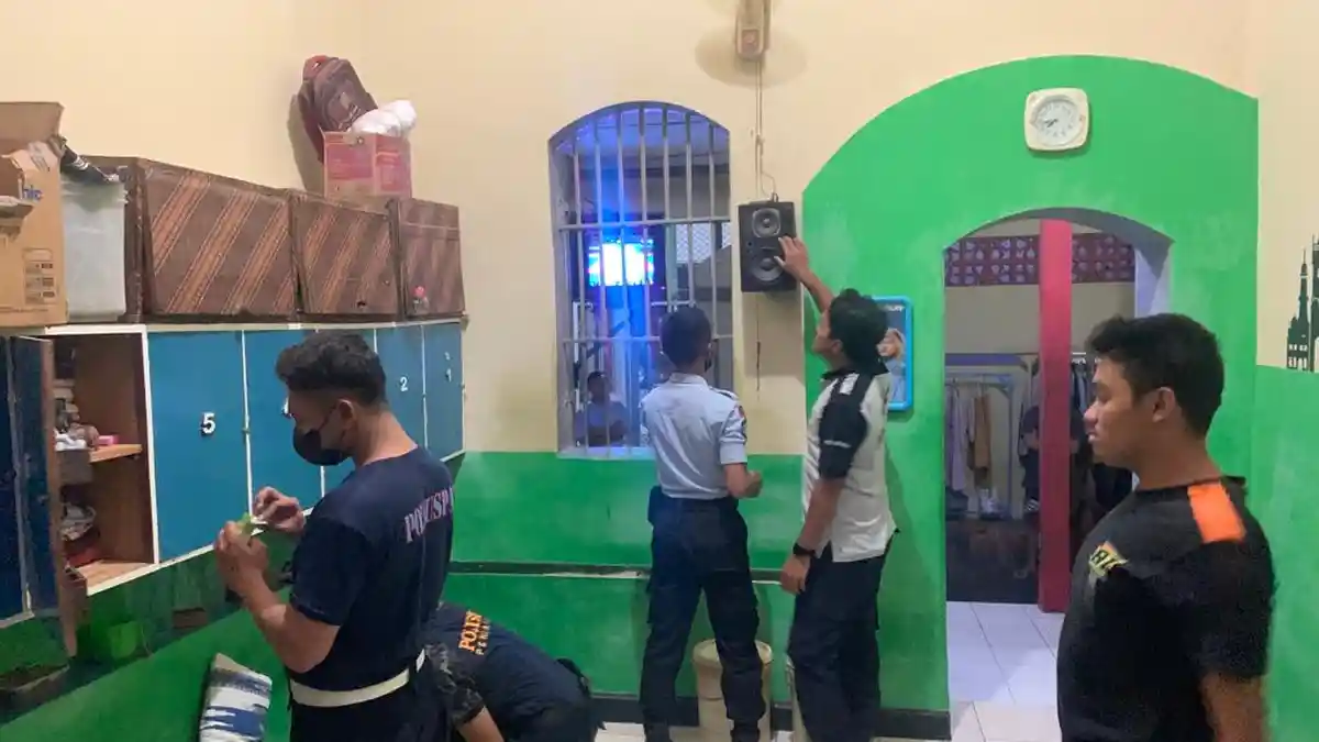 Geledah Kamar Narapidana, Petugas Rutan Jepara Temukan Pisau dan Korek Api