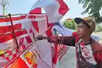 Curhatan Pedagang Bendera Merah Putih di Sejumlah Daerah Mengaku Sepi Pembeli