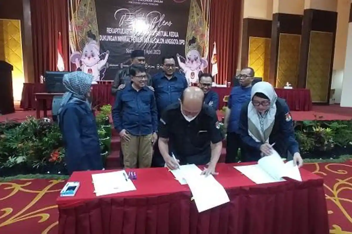 Syarat Dukungan Terpenuhi, KPU Jateng Tetapkan 11 Bakal Calon DPD, Ada Nama Wagub dan Petahana