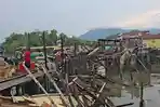 Satu keajaiban Usai Nenek Lantunkan Zikir Saat Puting Beliung Hantam Bangunan di Kotabaru Kalsel