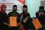 berita-sidoarjo-penyerahan-berkas-hasil-verifikasi-faktual-di-kantor-kpu-sidoarjo.jpg