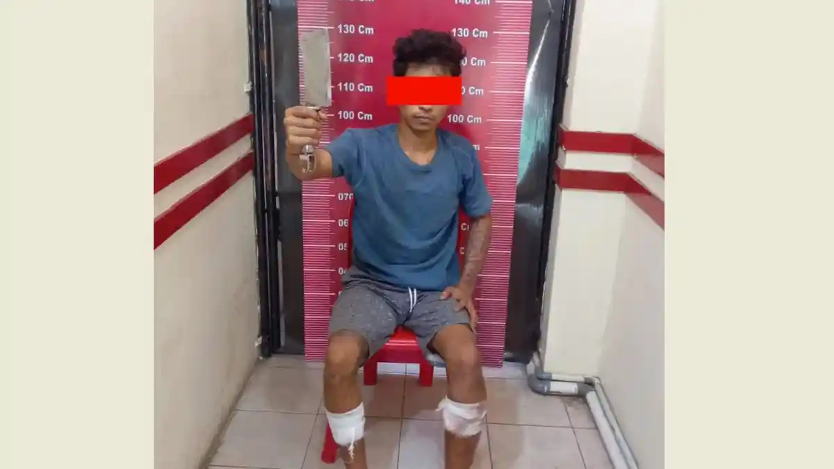 Lagi Asyik Mabuk Tuak, Perampok Bersenjata Parang Babi Kakinya Dibikin Cacat Polisi