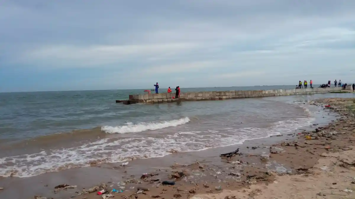 Pantai Tanjung Kelor Balikpapan Bukan Lokasi Ramah bagi Perenang