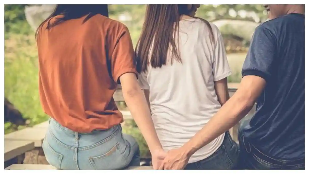 Perbuatan Baik yang Sering Tak Terlihat: 10 Kisah Nyata yang Diam-Diam Mengubah Hidup