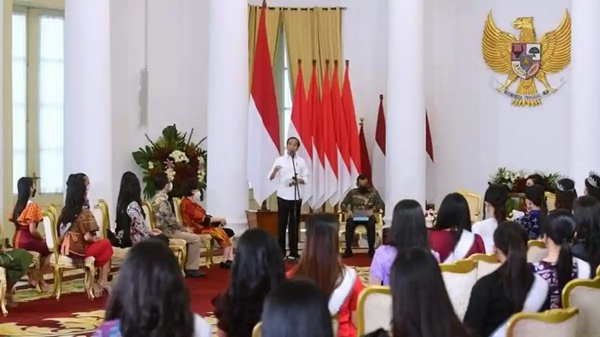 Jokowi Jelaskan Pembangunan IKN Kepada Finalis Puteri Indonesia