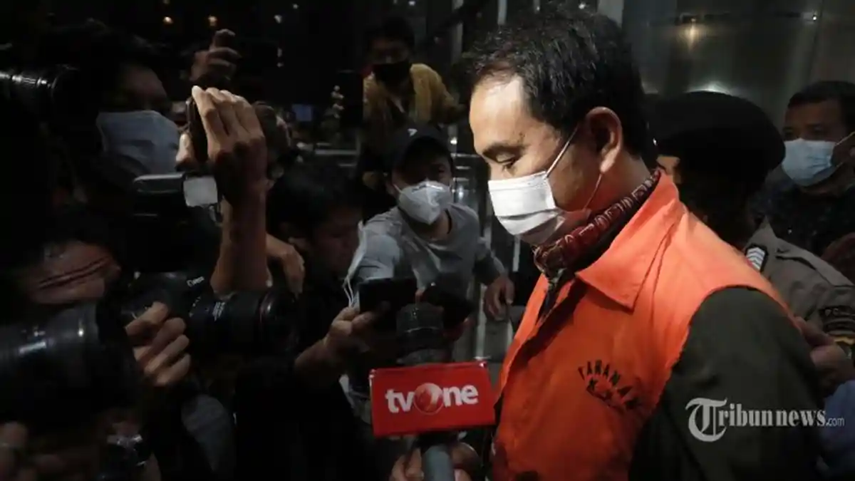 Azis Syamsuddin Mundur dari Jabatan Wakil Ketua DPR, Siapa Penggantinya?