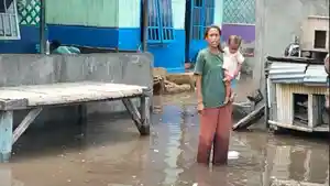 Banjir-rob-menghantam-ratusan-rumah-di-wilayah-pesisir-Kecamatan-Ende-Selatan-Kabupaten-Ende.jpg