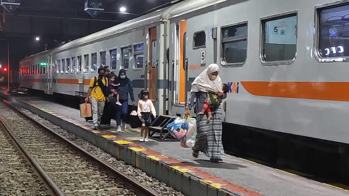 Mulai 1 Januari 2022, Tarif Rapid Test Antigen di Tujuh Stasiun Daop 7 Madiun Turun Jadi Rp 35.000