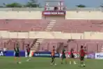 PSM Makassar dan Persita Tangerang Pemanasan Jelang Pertandingan