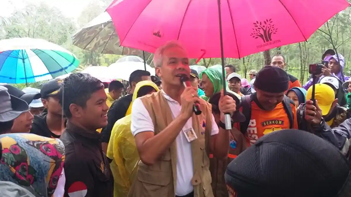 Ganjar Heran Tawangmangu Karanganyar Bisa Banjir, Setelah Dicek Penyebabnya Terungkap